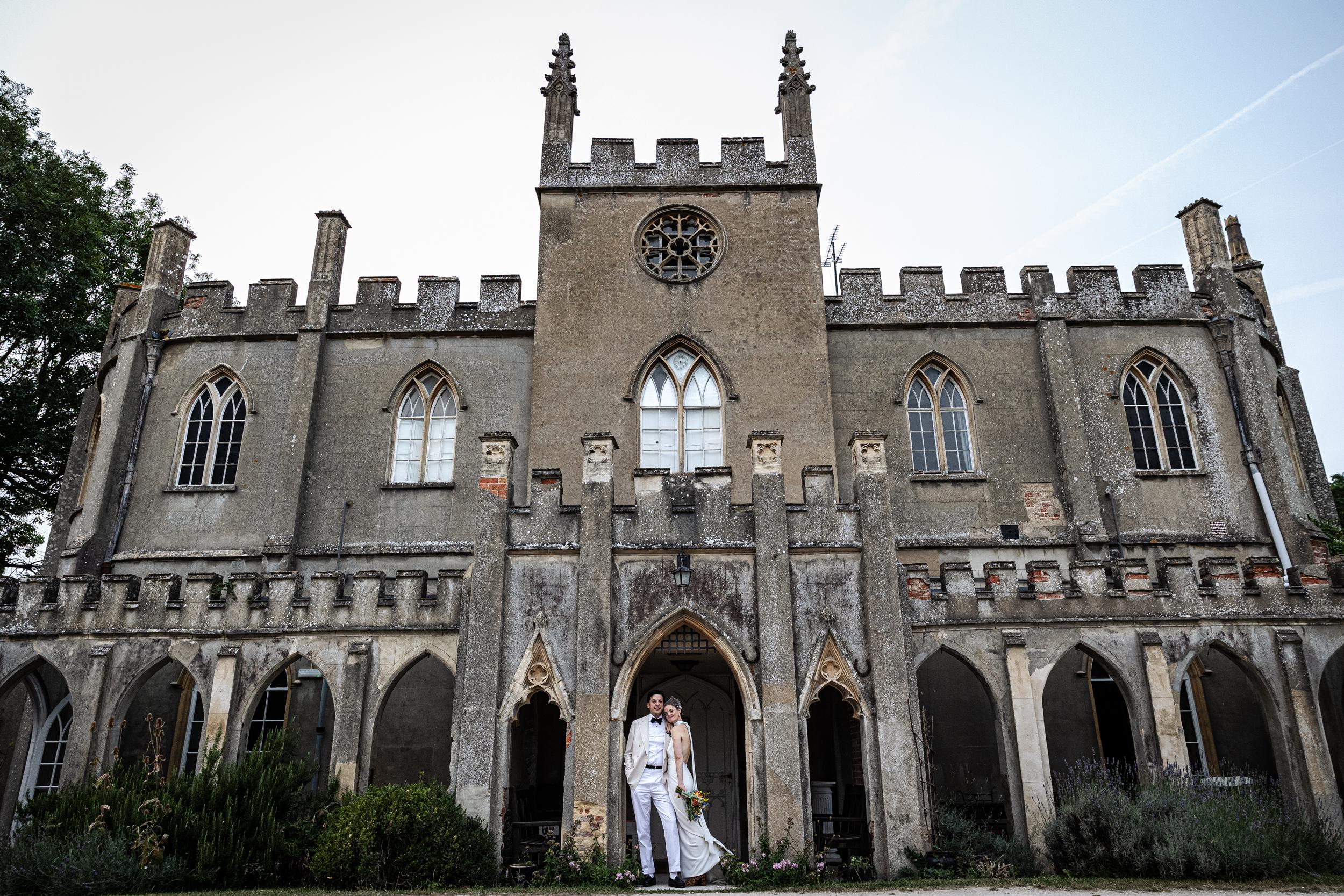 Lara & Özgür – A Quintessentially English Country Wedding At Braziers Park in Oxfordshire