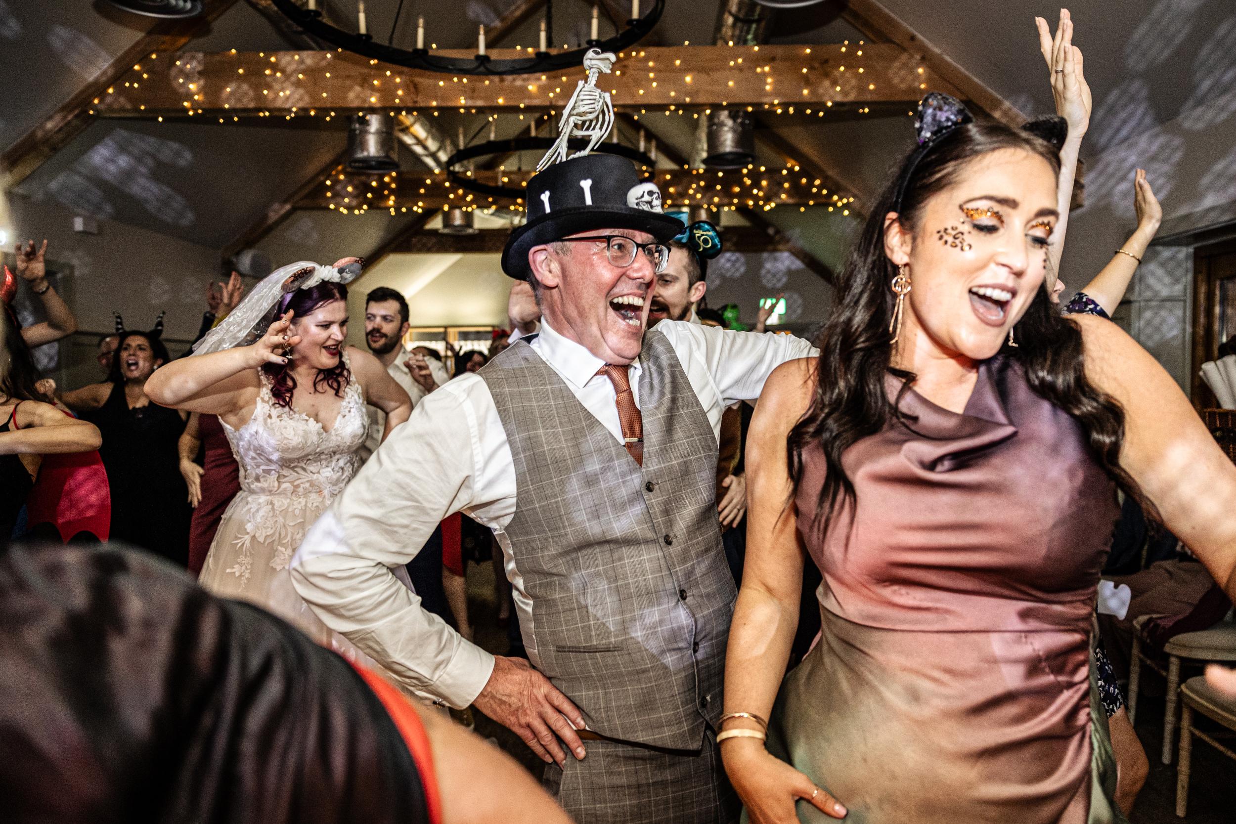 Candid, Fun and Relaxed Alternative Wedding Photography. Based in the Cotswolds – Fave Shots
